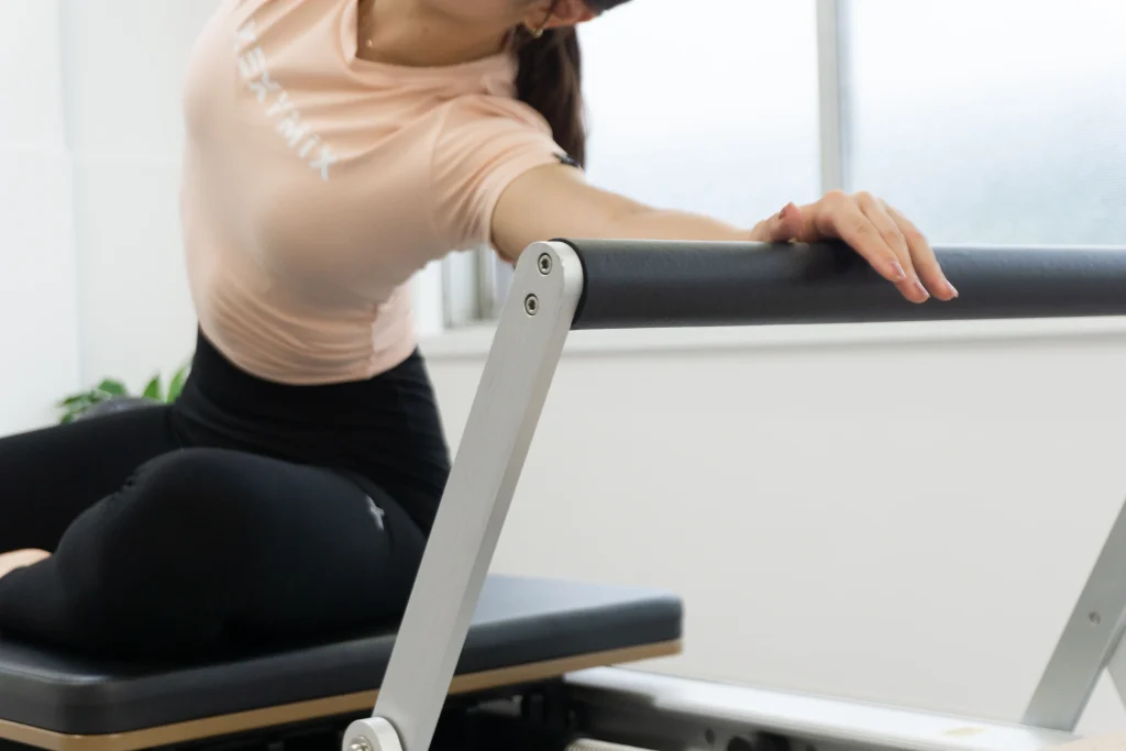 ピラティスをしている人